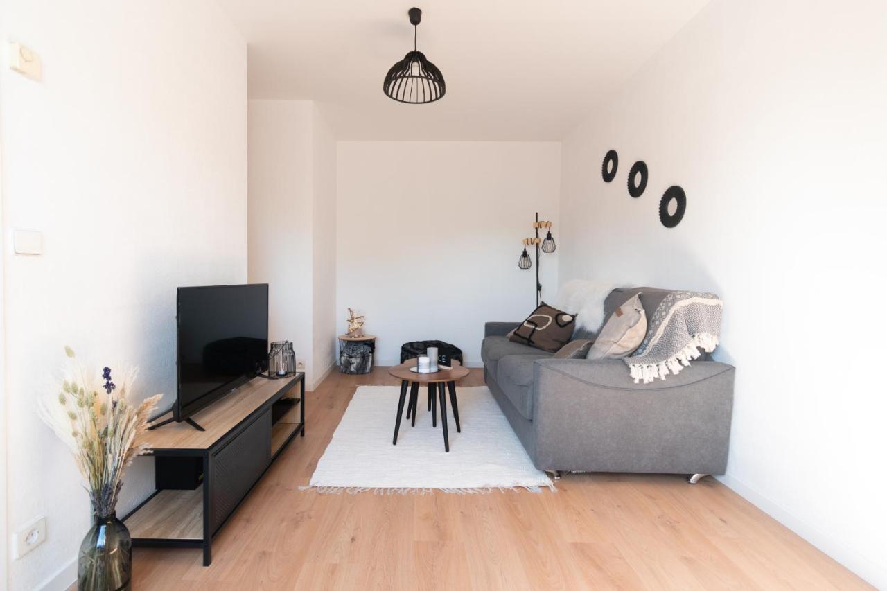 Appartamento Bienvenue Chez Vous Tres Calme Et En Plein Centre Mantes-la-Jolie Esterno foto