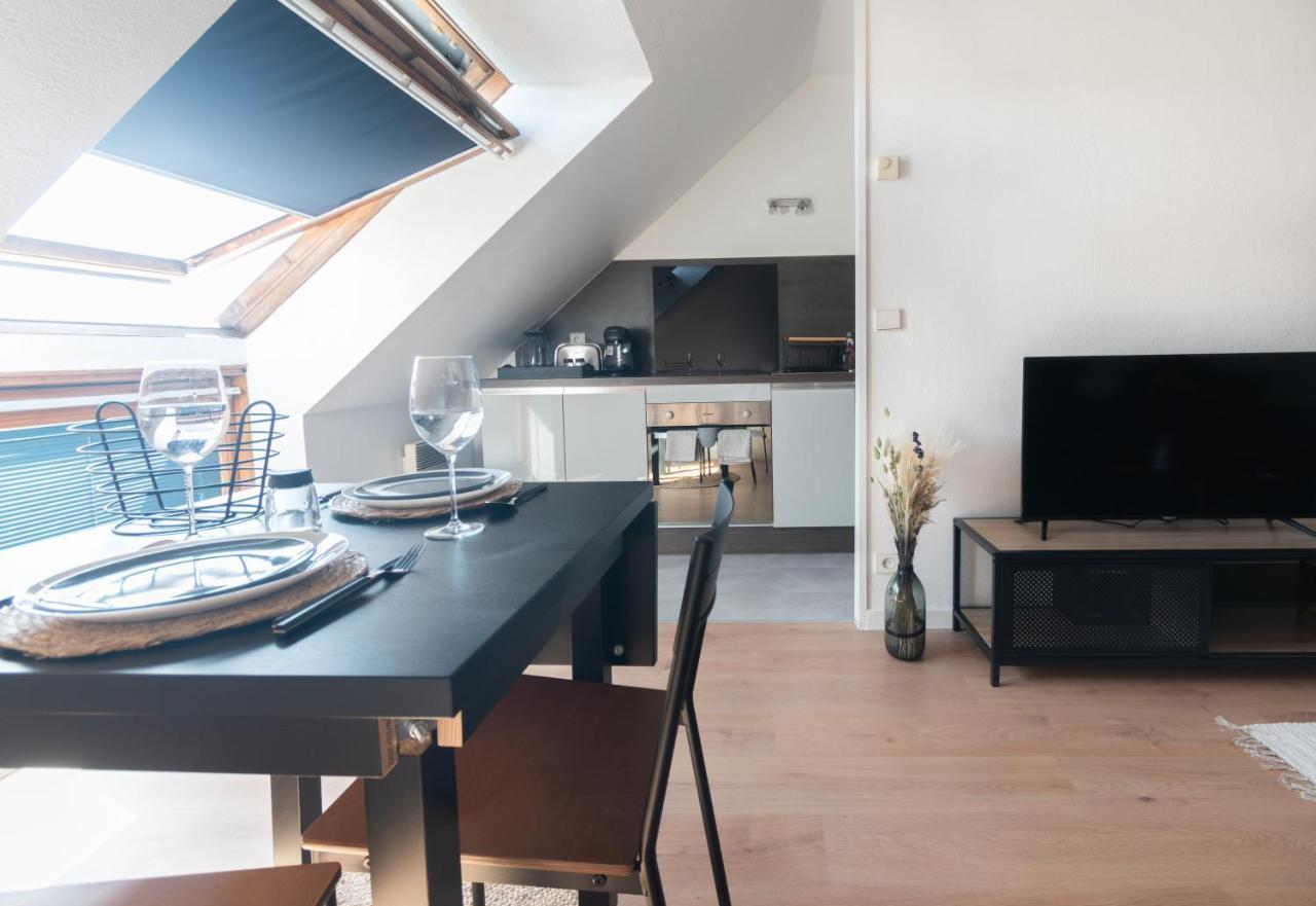 Appartamento Bienvenue Chez Vous Tres Calme Et En Plein Centre Mantes-la-Jolie Esterno foto