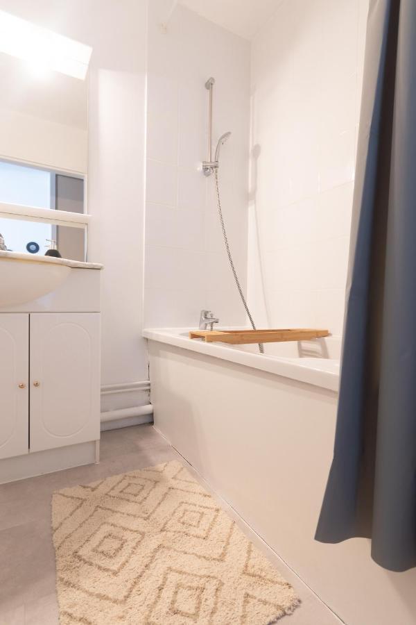 Appartamento Bienvenue Chez Vous Tres Calme Et En Plein Centre Mantes-la-Jolie Esterno foto