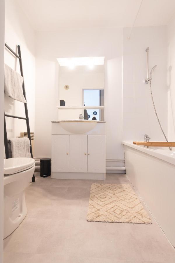 Appartamento Bienvenue Chez Vous Tres Calme Et En Plein Centre Mantes-la-Jolie Esterno foto